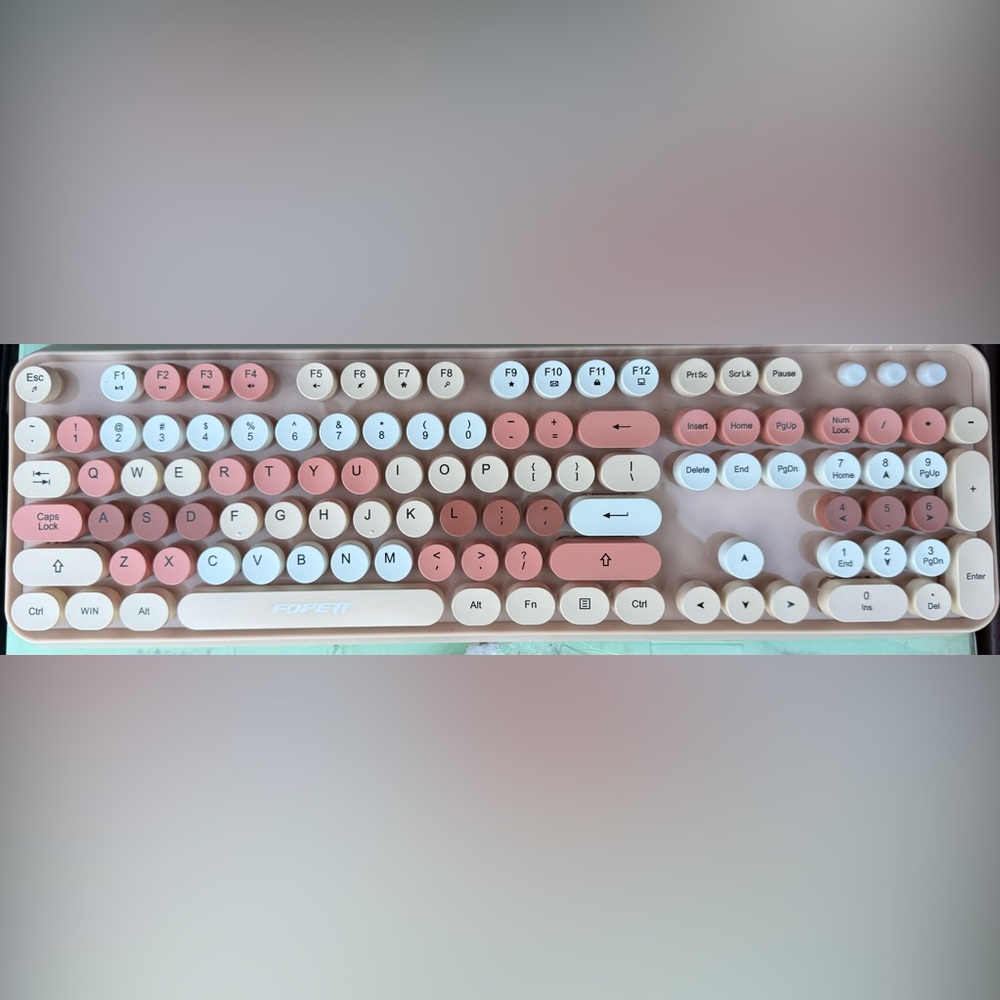 Wireless Keyboard and Mouse Set - Pink and Cream